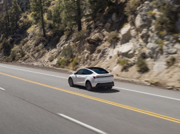 Tesla представила Standard-версии Model Y и Model 3 - «свои самые доступные автомобили»
