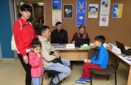 В Днипре открыли первый центр поддержки переселенцев «Я - Мариуполь»