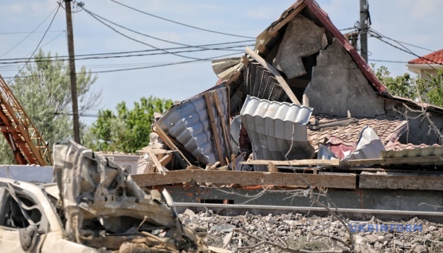 Обстрелы Одесщины: ракетный удар россиян разрушил две базы отдыха