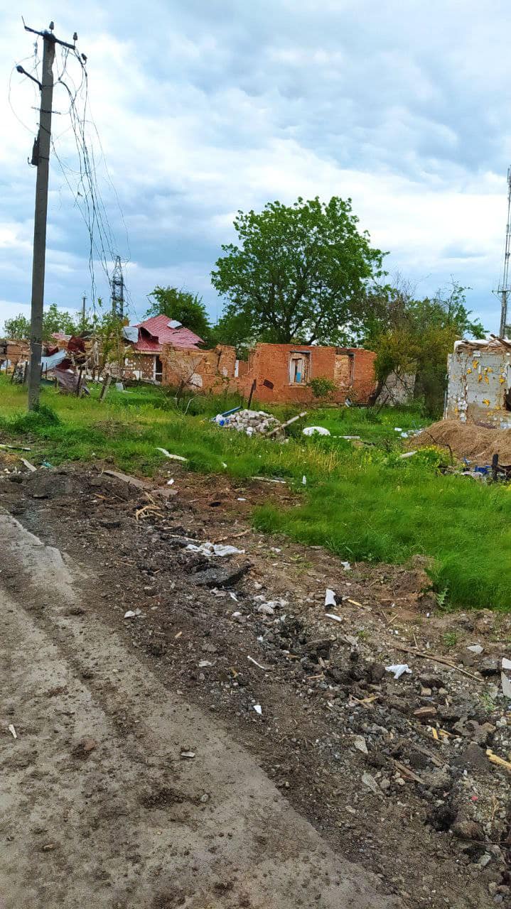 В освобожденном селе под Харьковом заново проводят газ