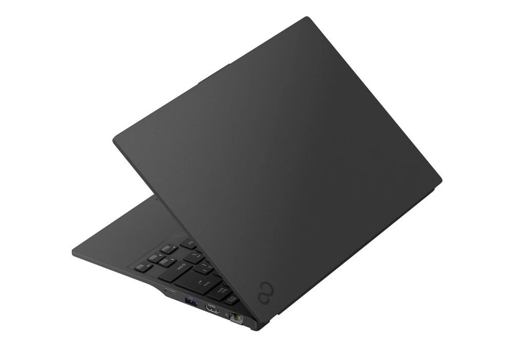 Fujitsu выпустила ноутбук с массой всего 689 граммов