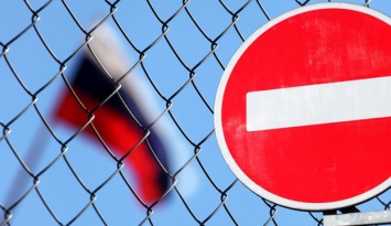 Канада ввела санкции против Газпрома и Роснефти