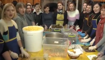 В Киеве нужны волонтеры для работы на продовольственных пунктах - КГГА