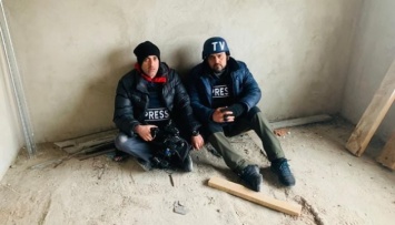 Иностранный журналист просит помочь эвакуировать его съемочную группу из Ирпеня