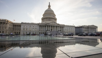 Конгресс США утвердил законопроект с $13,6 миллиарда поддержки для Украины и союзников