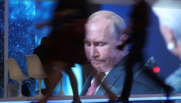 У Путина фобия покушения на жизнь - в роликах его окружают одни и те же актеры