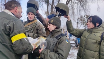 Любовь и канонады: как украинцы дают брачные обеты во время войны