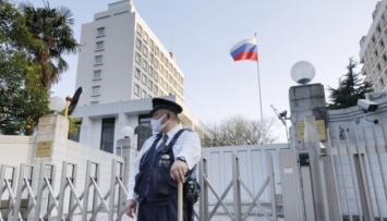 Япония высылает российских дипломатов и объявляет новые санкции против рф