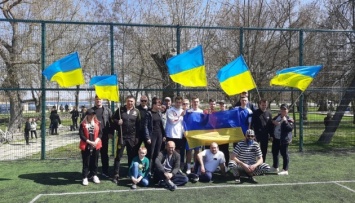 В оккупированной Голой Пристани Херсонской области провели турнир по мини-футболу под украинским флагом