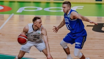 Виталий Зотов выиграл второй трофей с баскетболистами рижского ВЭФа