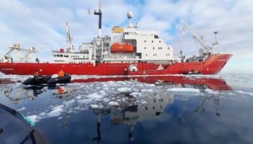 На украинской антарктической станции произошла пересменка экспедиций
