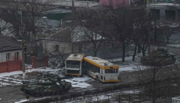 В единственной неповрежденной школе Мариуполя захватчики хотят начать обучение