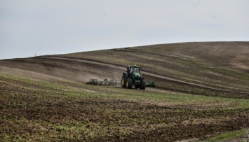 В Винницкой области завершили посев ранних зерновых и зернобобовых