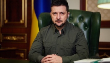 Зеленский считает, что Байден должен посетить Украину