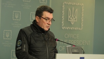 Данилов советует принудительно мобилизованным в ОРДЛО мужчинам сразу сдаваться в плен