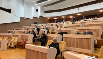 В Сумском облсовете лишили политических должностей представителей ОПЗЖ