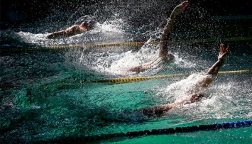 FINA отстранила россиянина Рылова от соревнований за участие в провоенном митинге