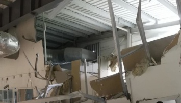Оккупанты разрушили ледовый комплекс в Харькове