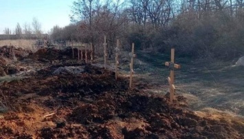 Россияне лгут, что рвы для массовых захоронений под Мариуполем сделали ВСУ