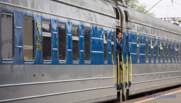 Укрзализныця запустила две пары электропоездов по маршруту Нежин - Чернигов - Нежин