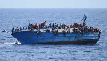 За неделю в море вблизи Ливии спасли более 200 мигрантов