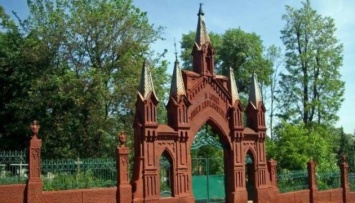Киевлян призывают не посещать кладбища во время военного положения