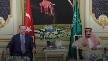 Эрдоган посетил Саудовскую Аравию впервые после убийства журналиста Хашогги