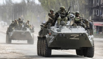 Россияне так хотят бежать с войны в Украине, что готовы забивать в тело осколки