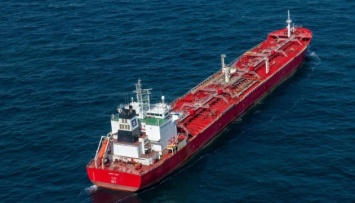 В порту Амстердама не хотят разгружать танкер с российским дизелем