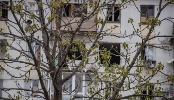 Два человека погибли в результате ракетно-бомбовых ударов на Луганщине