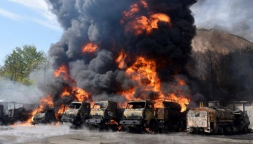 В оккупированной Макеевке сгорела нефтебаза
