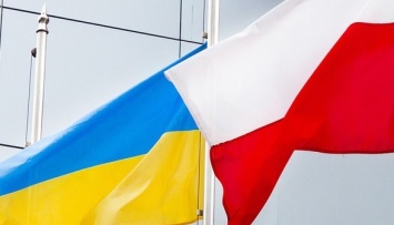 Украина и Польша отменили разрешения на проезд для международных перевозчиков топлива