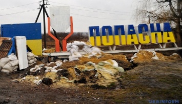Враг совершает зверства в Попасной и охотится на украинских патриотов
