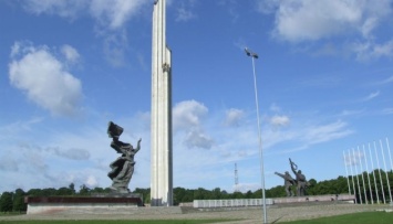 В Риге готовятся к сносу мемориала «освободителям» в Парке победы