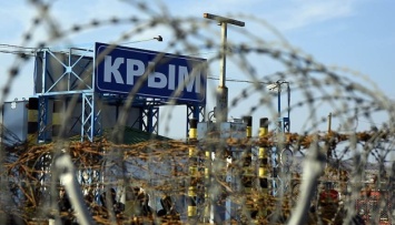 Поставленные «руководить» на Херсонщине официантки и вышибалы уже планируют побег в Крым