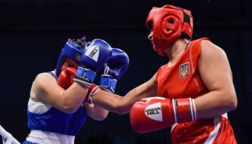 Охота и Махно вышли в четвертьфинал женского чемпионата мира по боксу