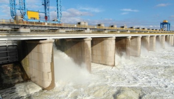 Вода из захваченной ГЭС затапливает Новую Каховку - СМИ