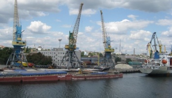 Россияне обещают возобновить работу Херсонского порта, который сами же разграбили - СМИ