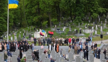 Во Львове почтили память погибших в борьбе за независимость Украины