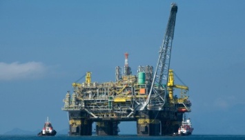 Рекордное количество российской нефти застряло в море из-за санкций - СМИ