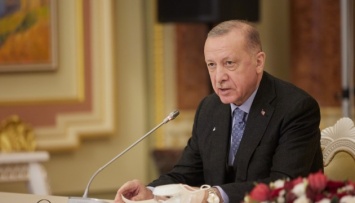 Эрдоган подверг критике премьера Греции и заявил, что он для него «больше не существует»