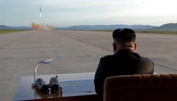 КНДР запустила три баллистические ракеты после визита Байдена в Азию