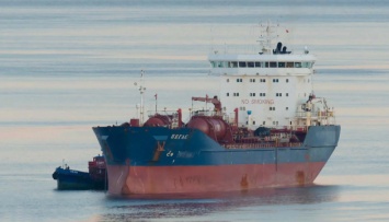 Штаты конфисковали иранскую нефть из танкера под флагом россии