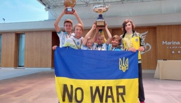 Юные украинские яхтсмены выиграли престижную регату в Венеции