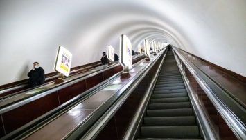 В Киеве будут ремонтировать эскалатор на переходе между «Золотыми воротами» и «Театральной»