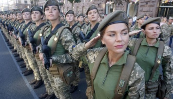 Военный учет для женщин: правительство отменило постановление о специальностях с 1994 года