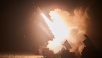 Корея и США выпустили восемь ракет в ответ на провокации КНДР