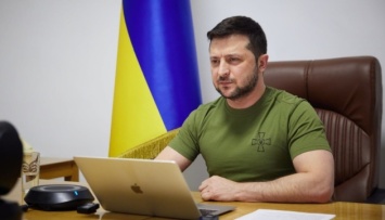 Зеленский обсудил с Шольцом усиление оборонной поддержки Украины