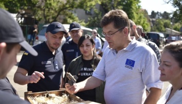 «Я шокирован зверствами»: Ирпень посетил еврокомиссар по кризисным ситуациям