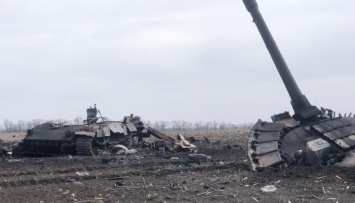 ВСУ на юге уничтожили 22-х российских военных и три вражеских танка